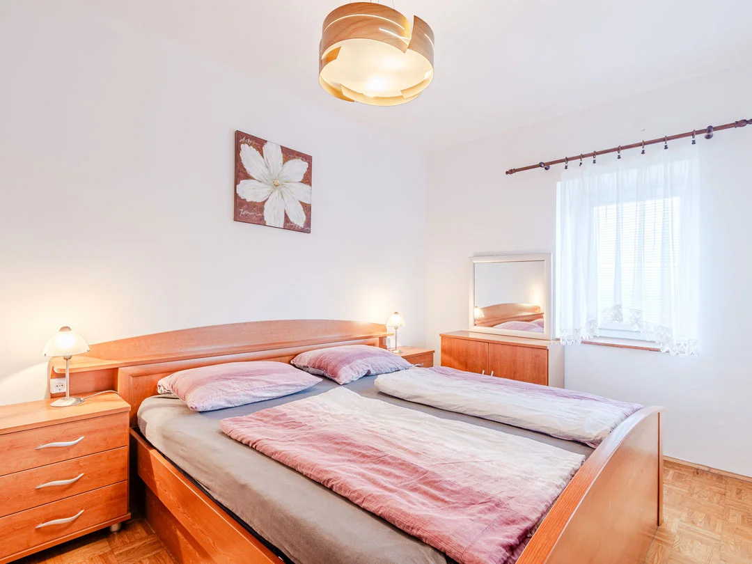 bedroom - apartment hosnar