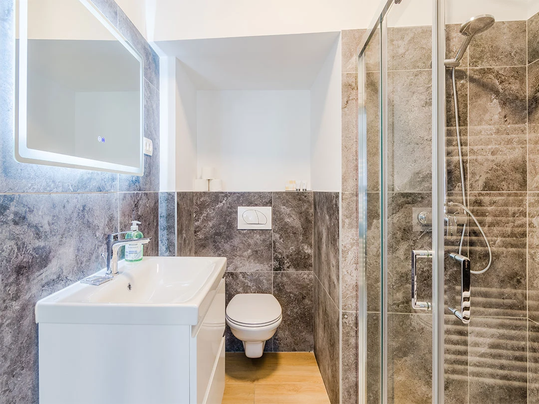 bathroom - apartment gusto