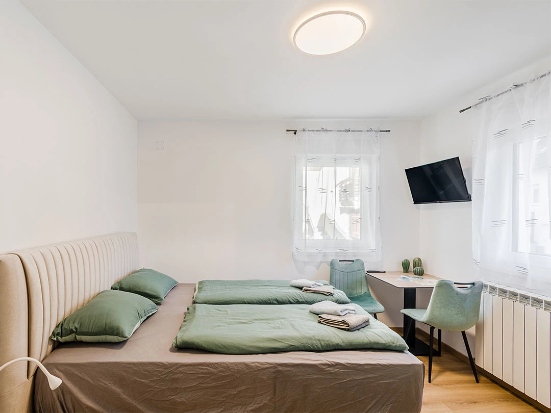 bedroom - apartment mucho